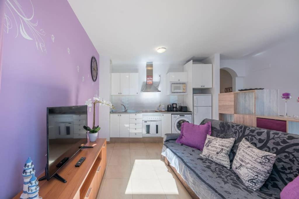 Vicino Al Porto Confortevole Wi-fi Aria Condizionata Apartment